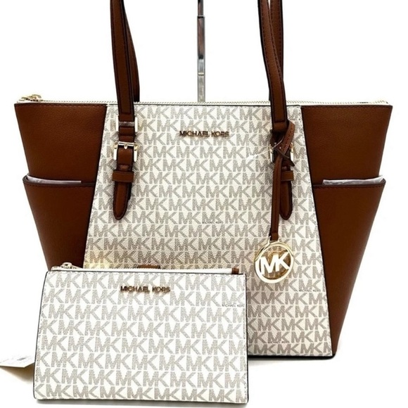 Michael Kors Large Charlotte Tote Bag & Large Double Zip Wallet Vanilla/Brown - Picture 1 of 13